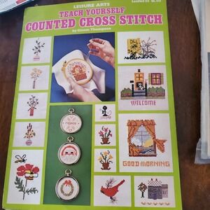 Vintage Leisure Arts Teach Yourself Counted Cross Stitch LeafletGinnie Thompson